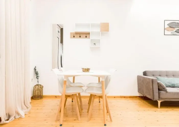 Apartman Modern Steps From Shops & Center Szaloniki
